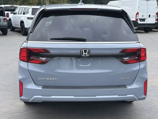 Used 2025  Honda Elite image 12