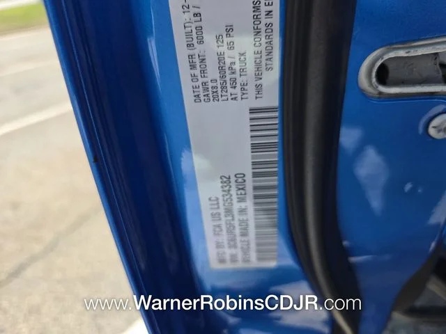 Used 2021 Blue Ram Laramie image 18