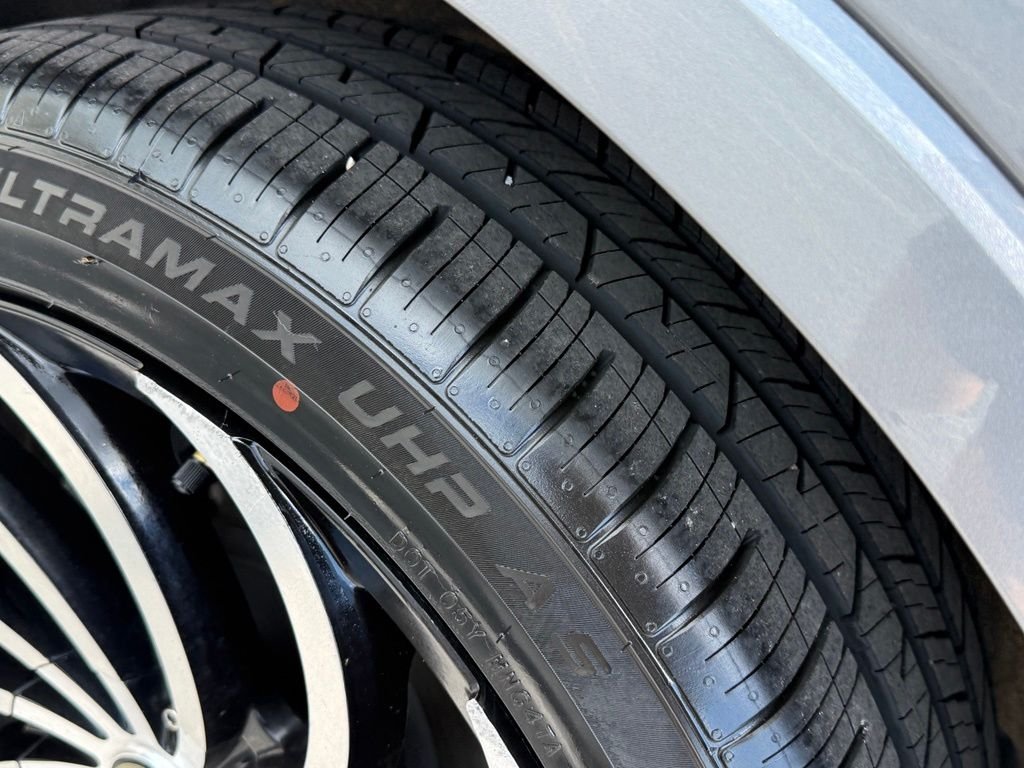 Used 2020 Gray Buick Preferred image 39