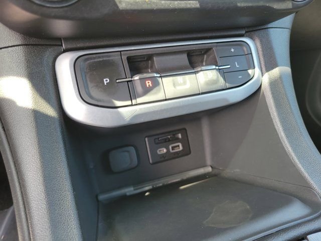 2023 GMC Acadia SLT - Photo 28