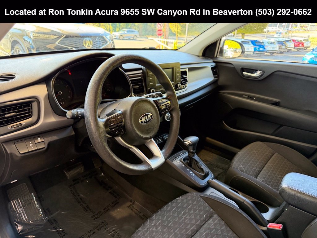 Used 2018 Silky Silver Kia S image 15