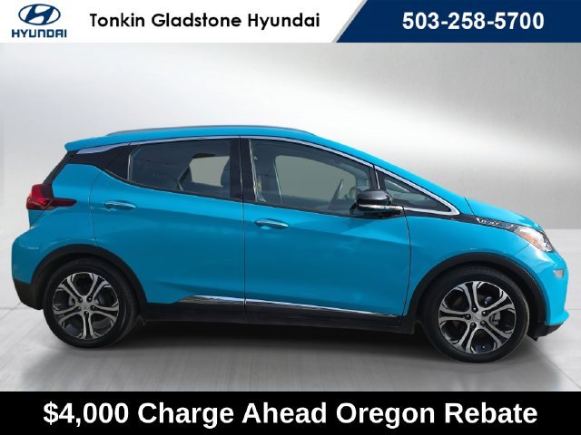 Used 2020 Chevrolet Bolt EV Premier with VIN 1G1FZ6S00L4111783 for sale in Gladstone, OR