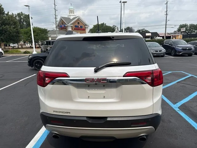 Used 2018 White Frost Tricoat GMC SLE-2 image 6