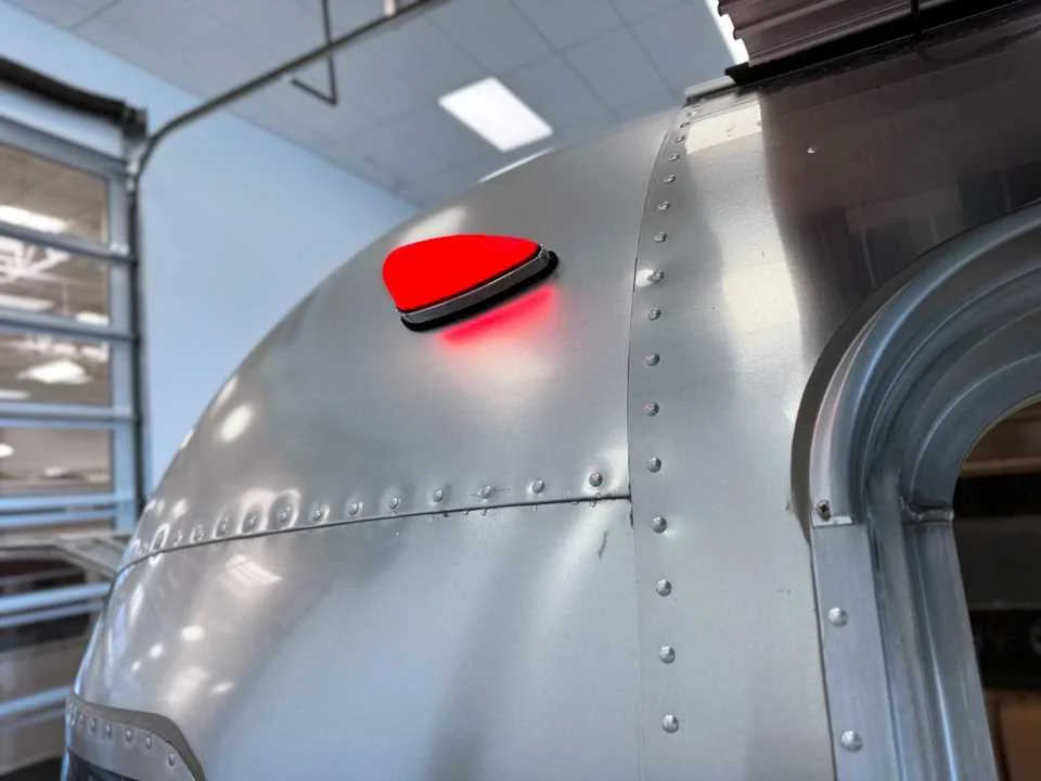 New 2027 SILVER AIRSTREAM  image 10