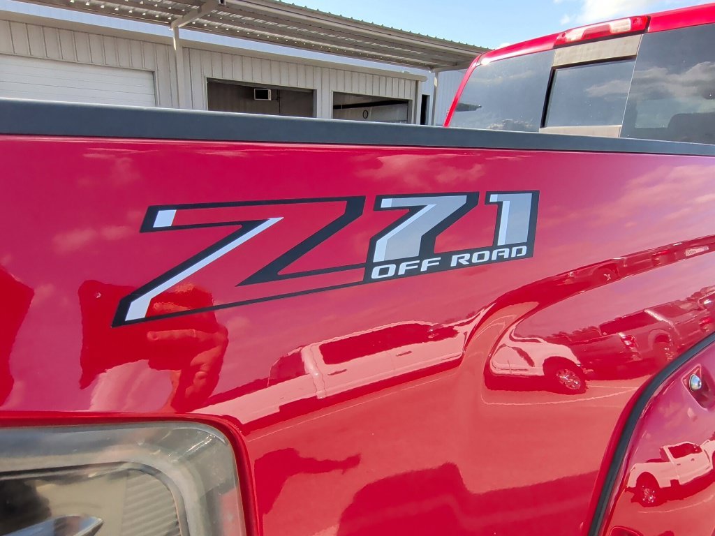 Used 2018 Red Chevrolet LTZ image 8