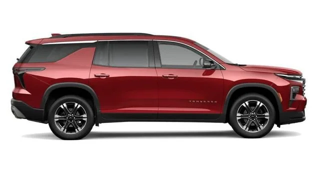 2027 Chevrolet Traverse LT - Photo 14