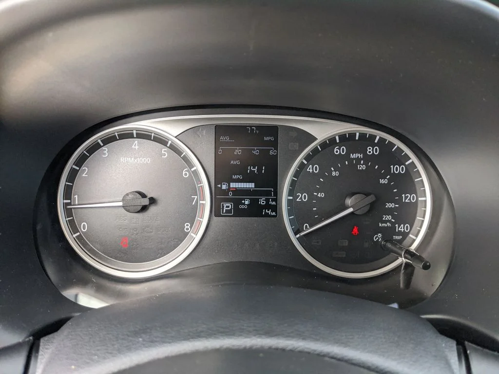 Used 2025 Black Nissan S image 39