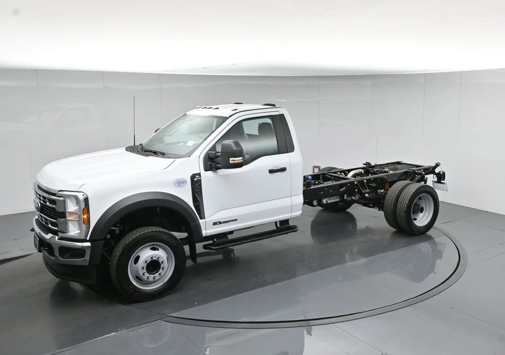 New 2026 White Ford XL image 33