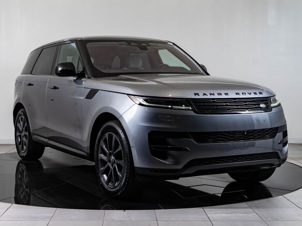 Used 2023 Gray Land Rover SE image 12