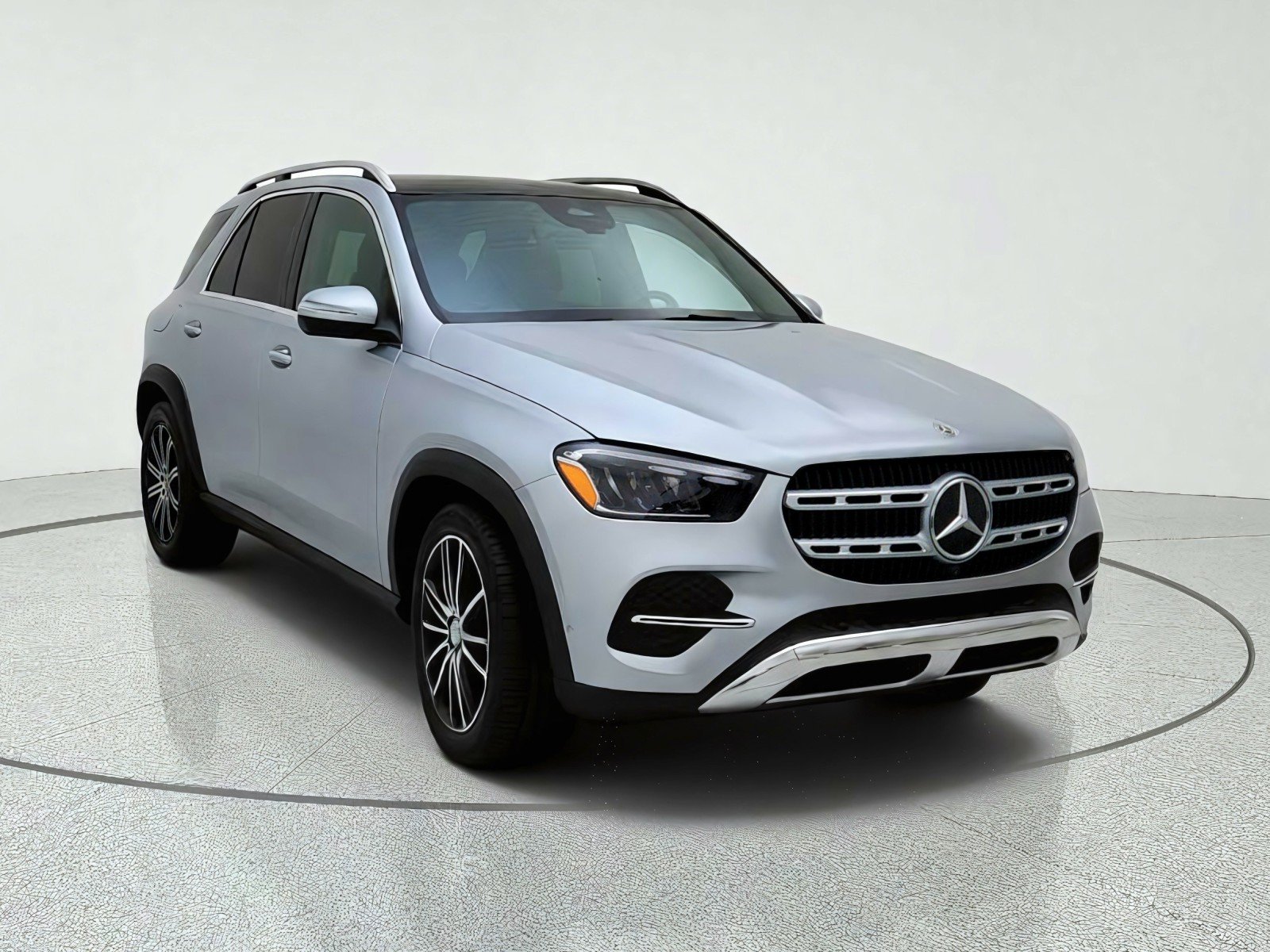 Used 2026 Cirrus Silver Metallic Mercedes-Benz GLE 350 image 4