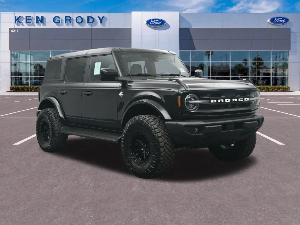 New 2026 Shadow Black Ford Outer Banks image 1