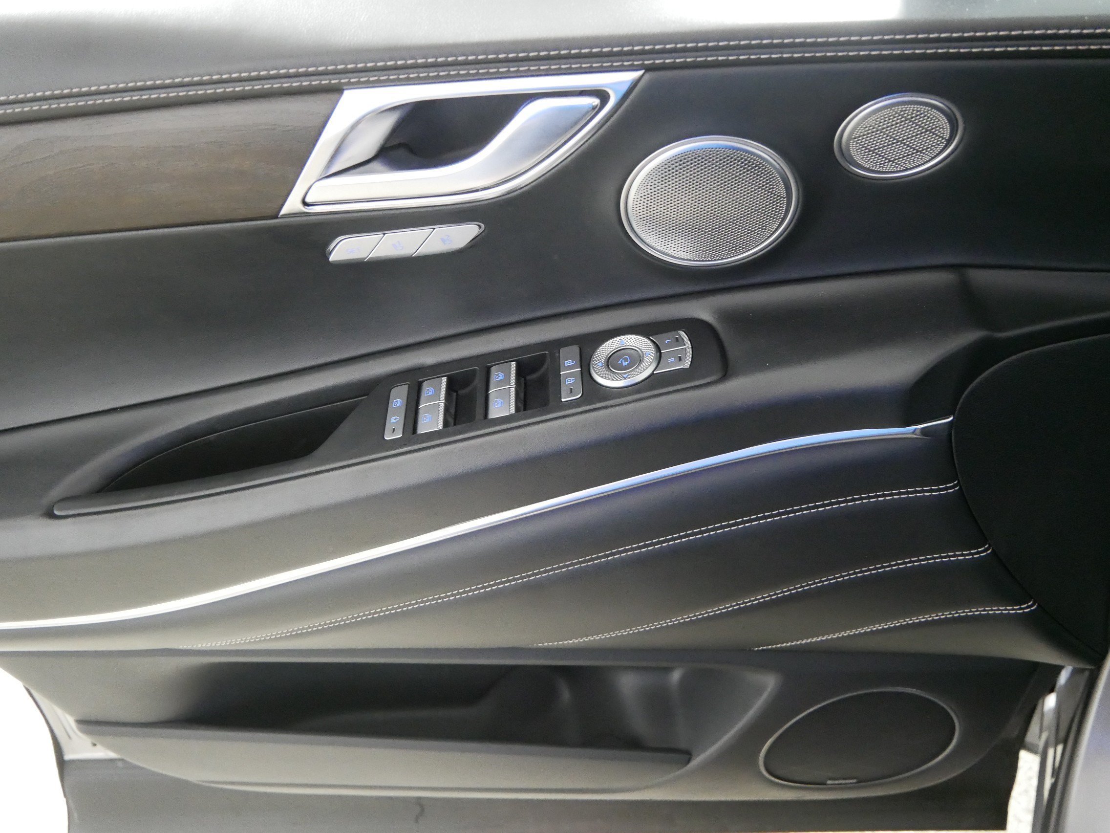 Used 2021 Savile Silver Genesis  image 19