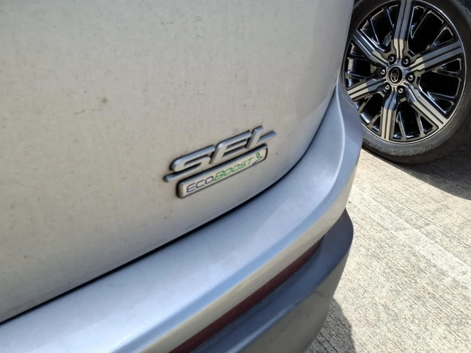 Used 2017 Silver Ford SEL image 7