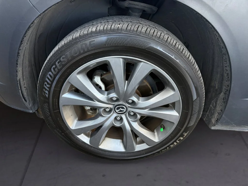 Used 2025 White Mazda 2.5 S Preferred Package image 9