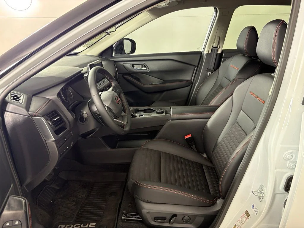 New 2026 Everest White Pearl TriCoat Nissan Rock Creek® image 26