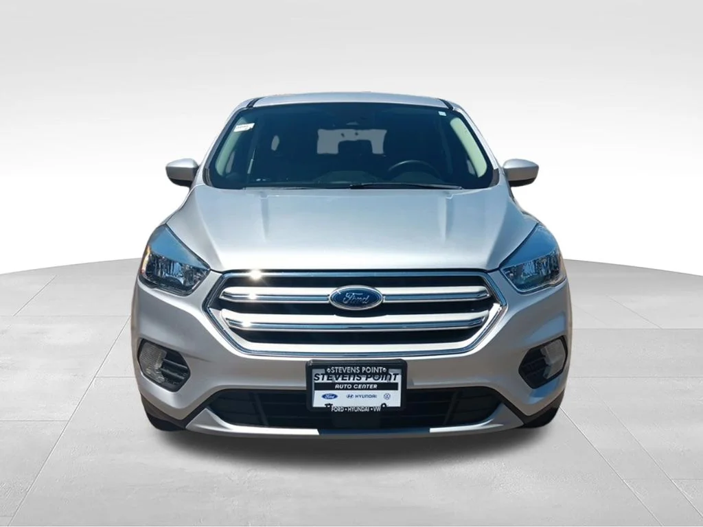 Used 2019 Ingot Silver Metallic Ford SE image 9