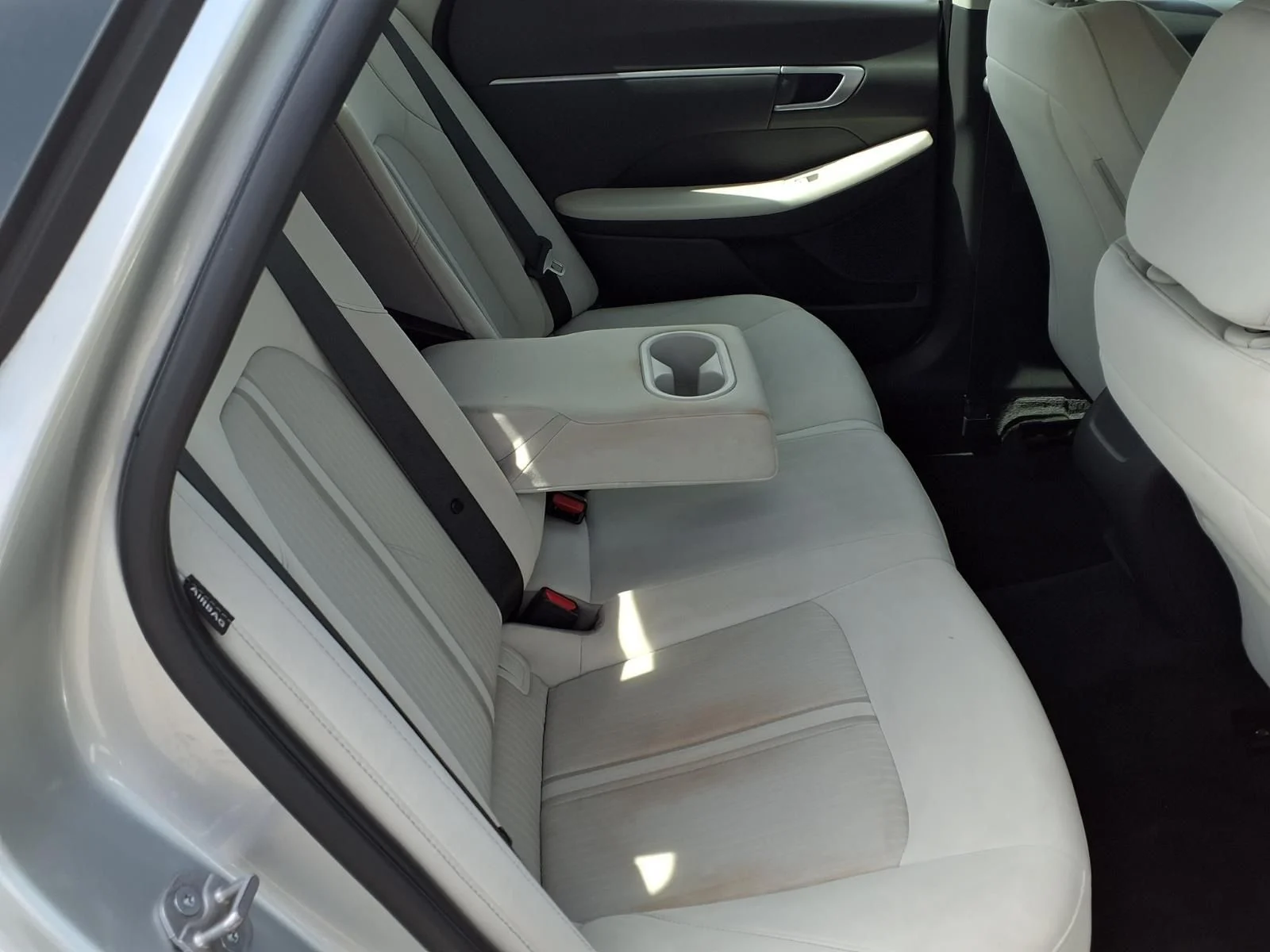 Used 2024 Silver Hyundai SEL image 23