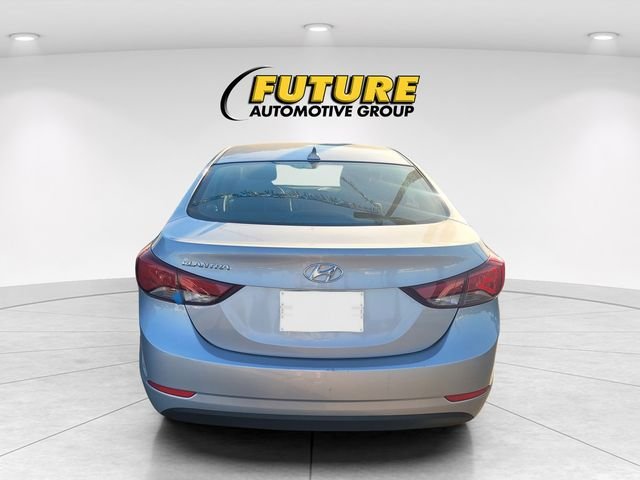 Used 2014 Silver Hyundai SE image 4