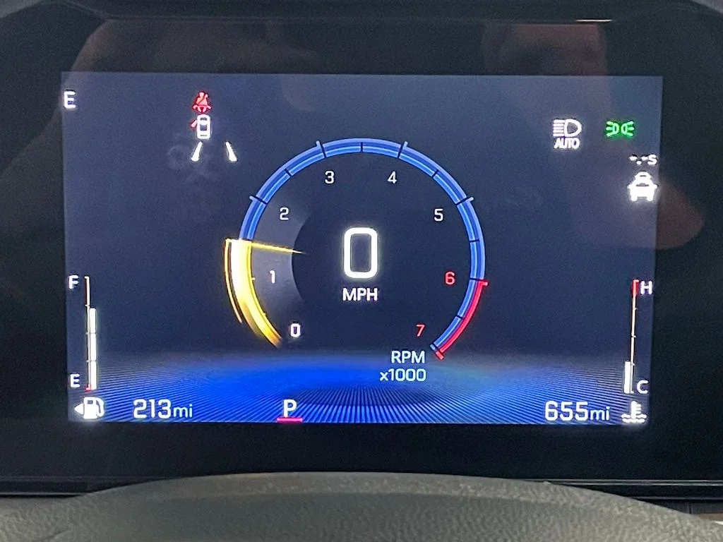 Used 2025 Gray Chevrolet LT image 6