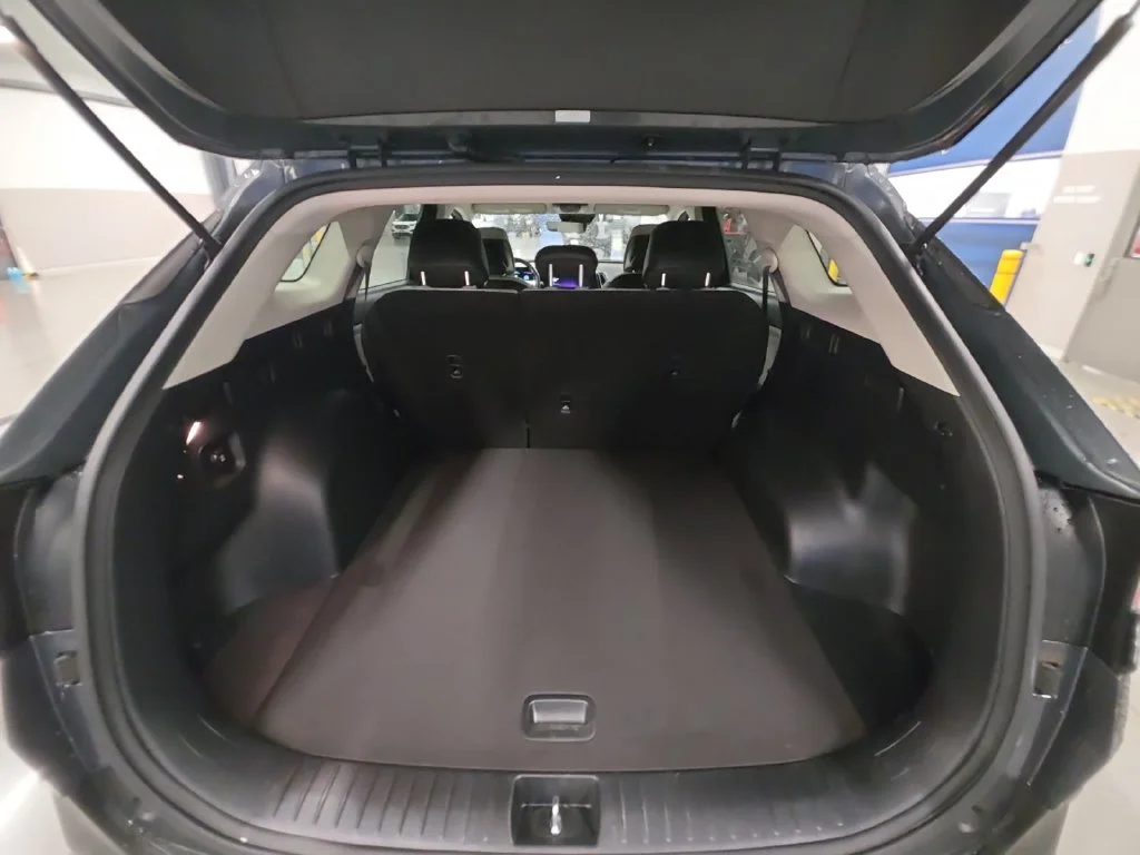 Used 2025 Gray Kia EX image 29