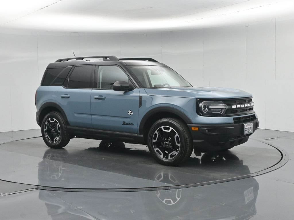 Used 2022 Gray Ford Outer Banks image 28