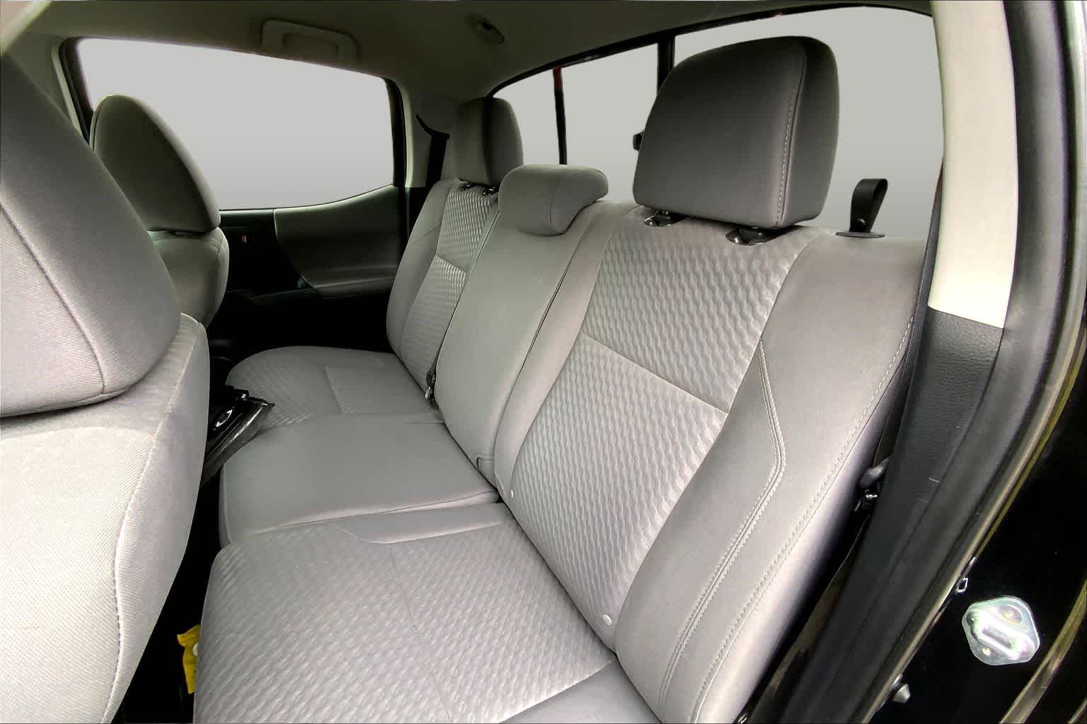 Used 2021 Midnight Black Metallic Toyota SR image 20