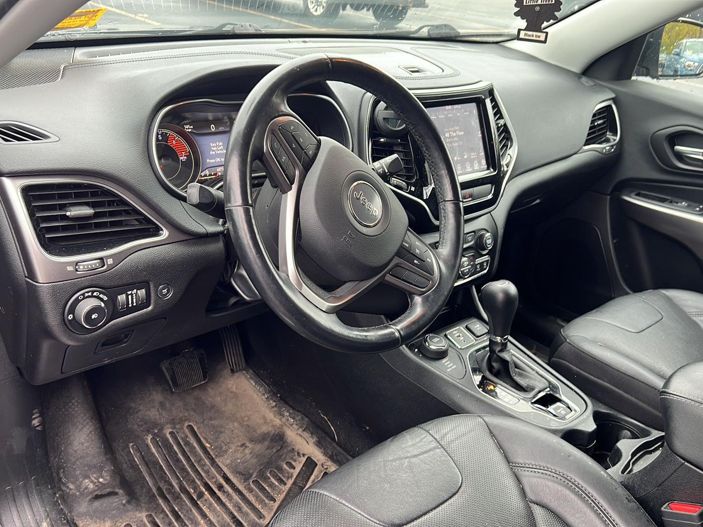 Used 2020 Granite Crystal Metallic Clearcoat Jeep Limited image 4