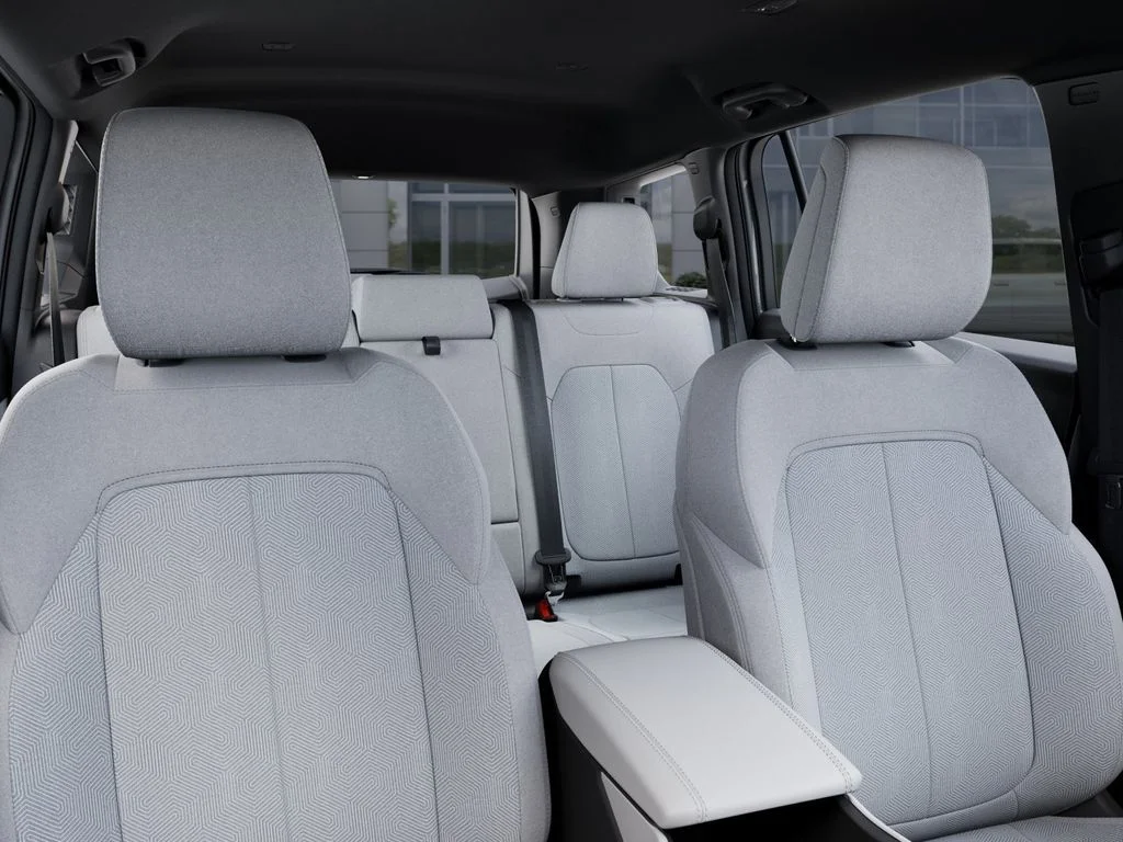 New 2026 White Jeep Laredo image 27