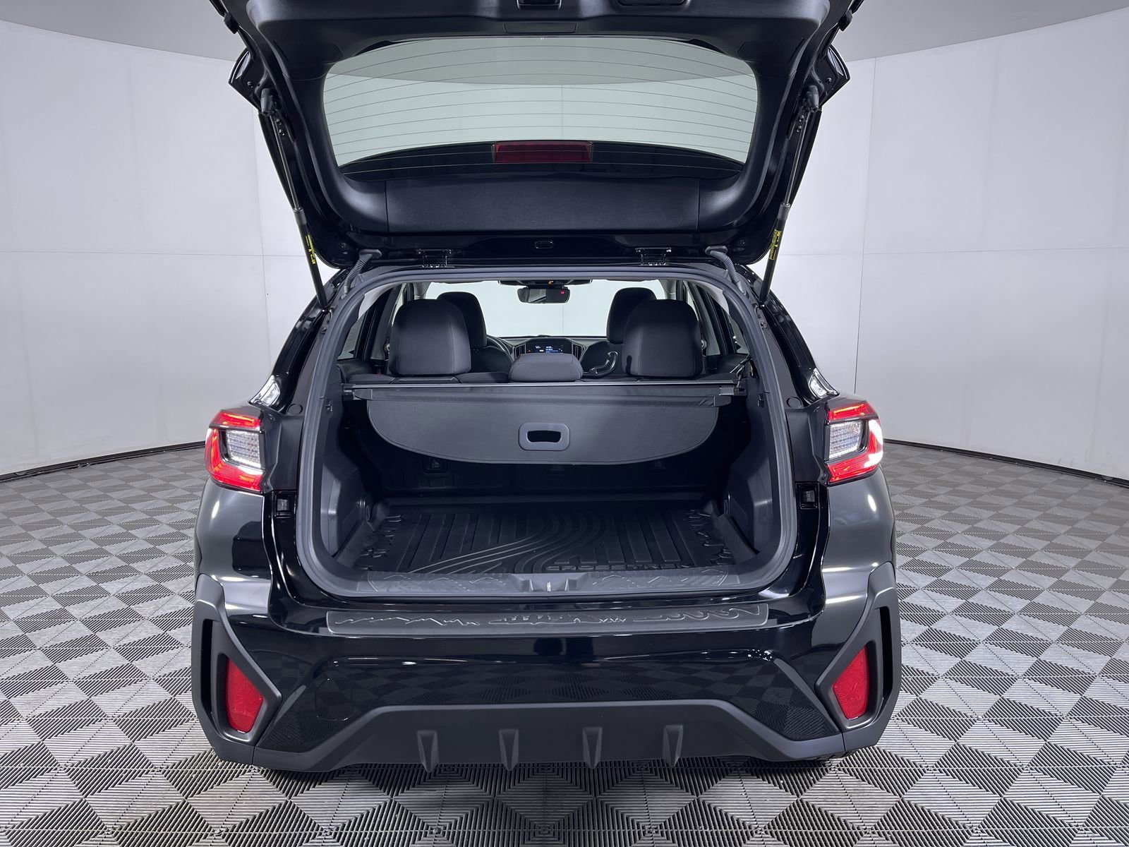 Used 2024 Crystal Black Silica Subaru Premium image 23