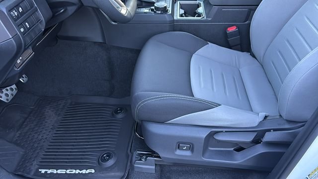 2025 Toyota Tacoma TRD Sport - Photo 29