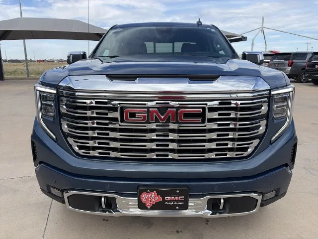 Used 2024 Blue GMC Denali image 11