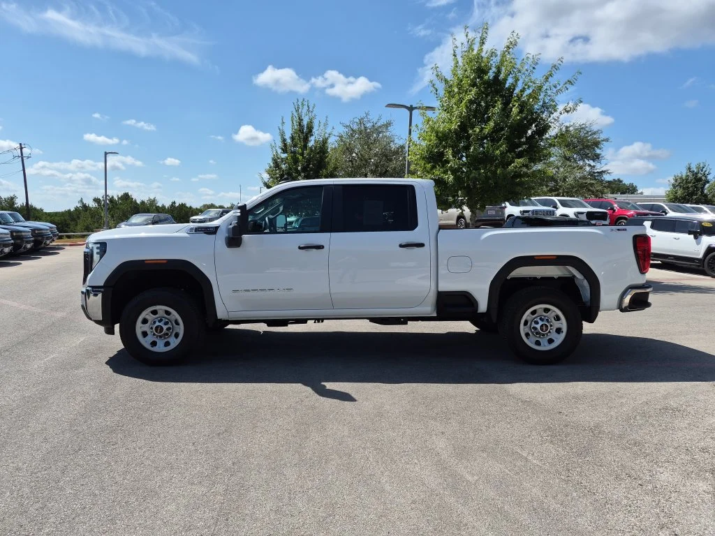 Used 2026 Summit White GMC Pro image 5