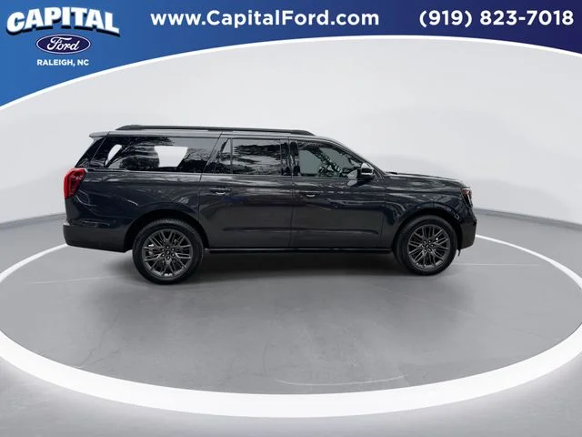 Used 2025 Gray Ford Platinum image 9