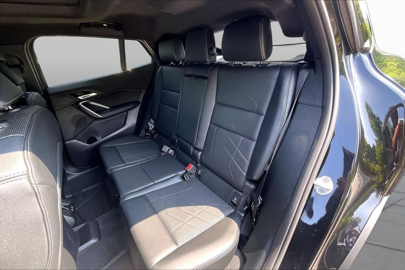 Used 2026 Black Sapphire Metallic BMW xDrive28i image 21