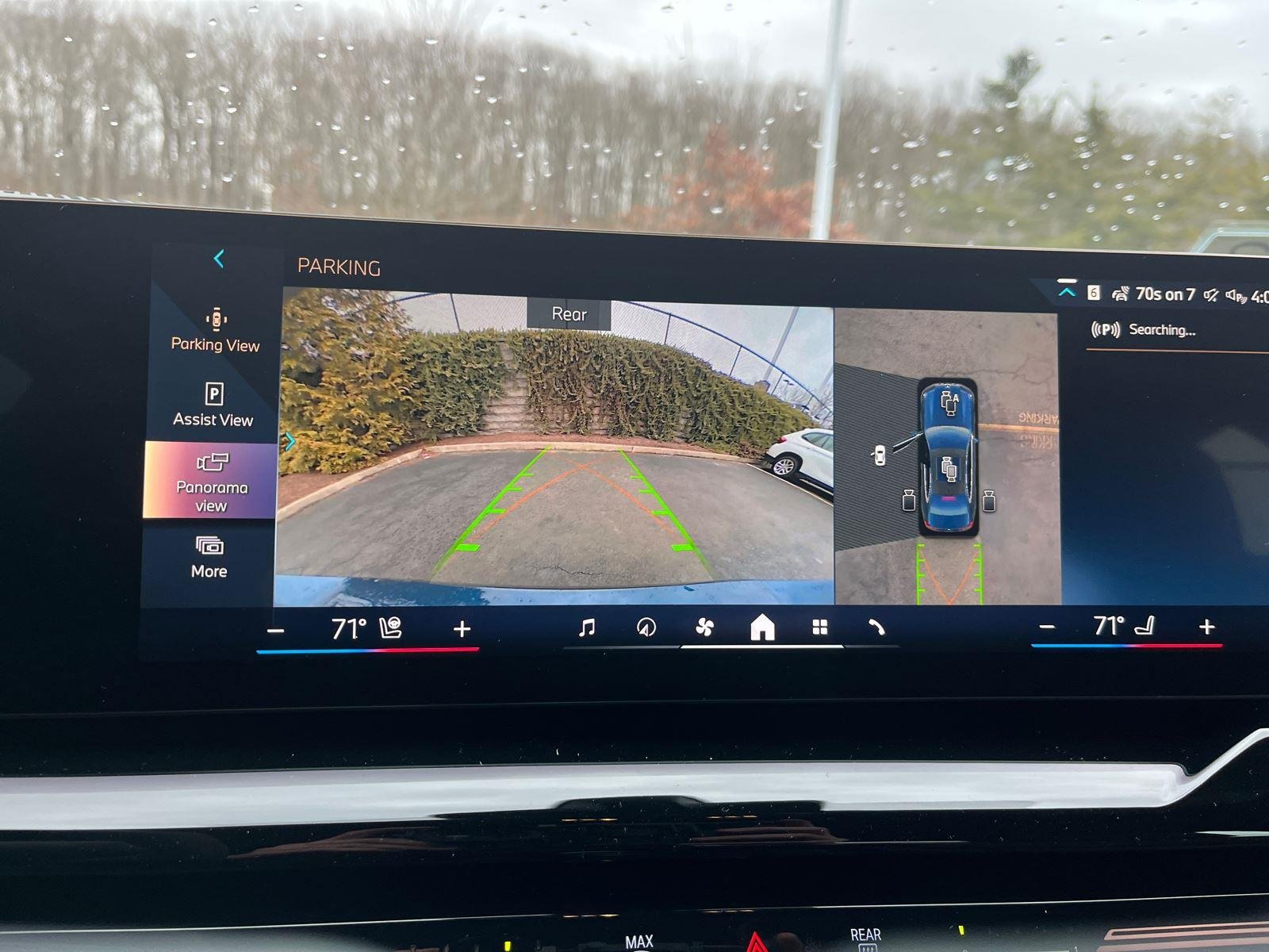 2025 BMW 5 Series 530i - Photo 16