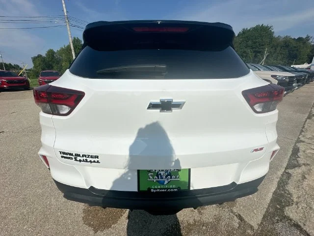 Used 2023 White Chevrolet RS image 42