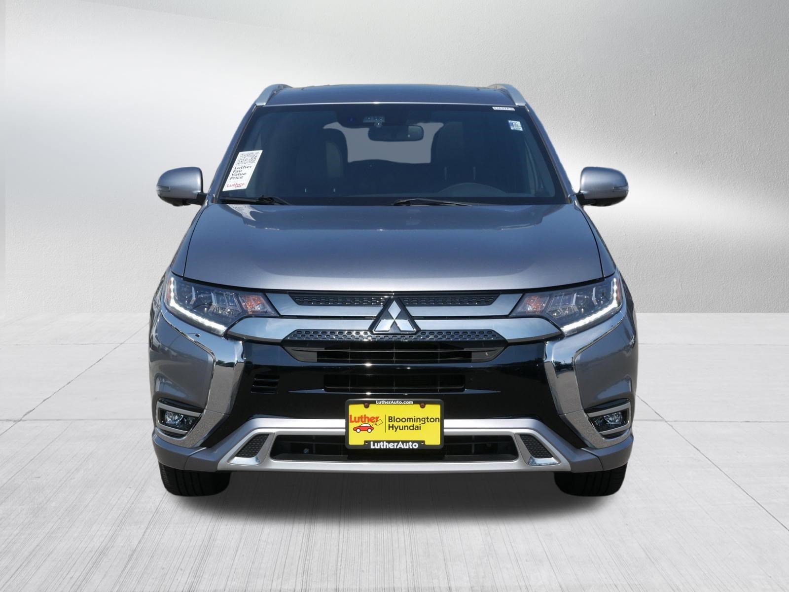 Used 2019 Mercury Gray Metallic Mitsubishi GT image 2
