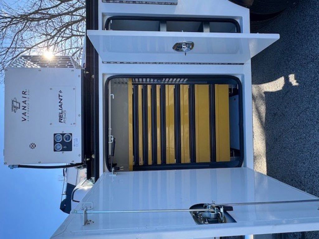 New 2025 Oxford White Ford Base image 20