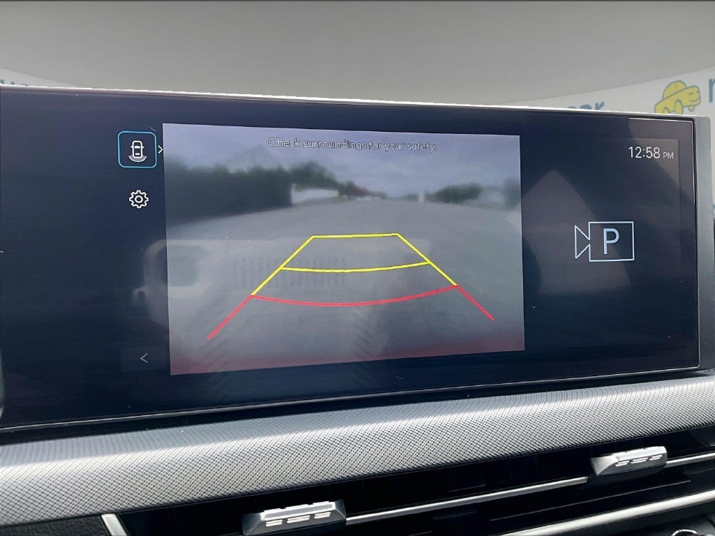 Used 2025 Red Hyundai SEL image 19