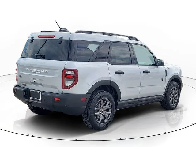 New 2026 White Metallic Ford Big Bend image 5