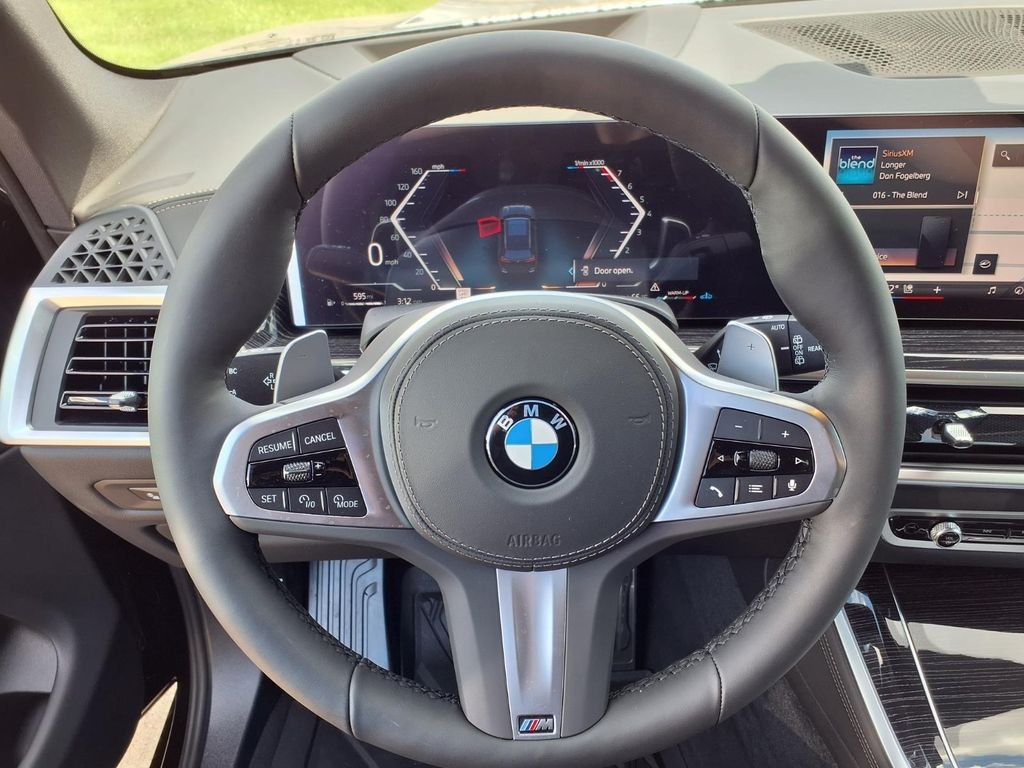 New 2026 Black Sapphire Metallic BMW xDrive40i image 6