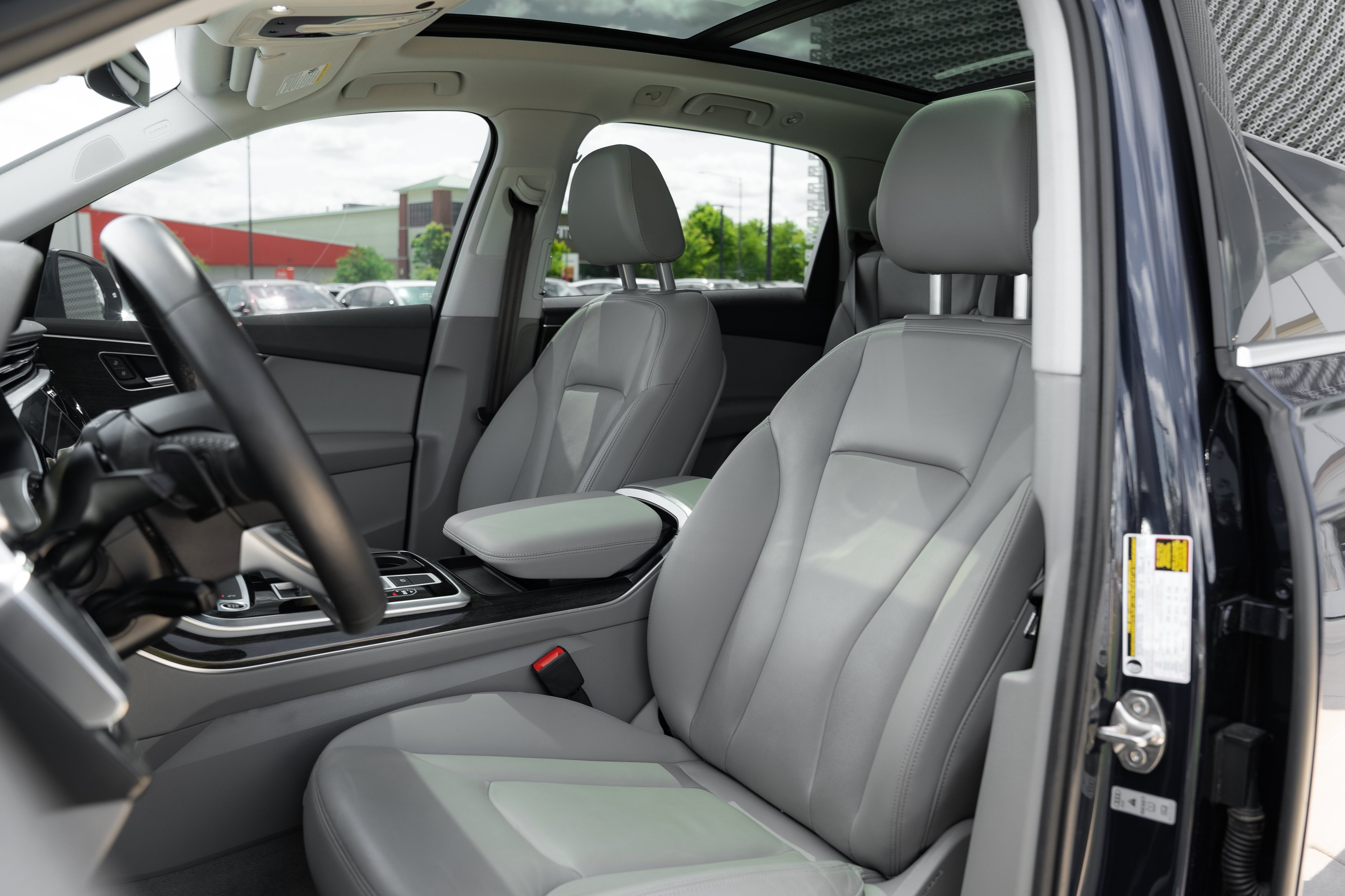 Certified Used 2022 Navarra Blue Metallic Audi Premium Plus image 21