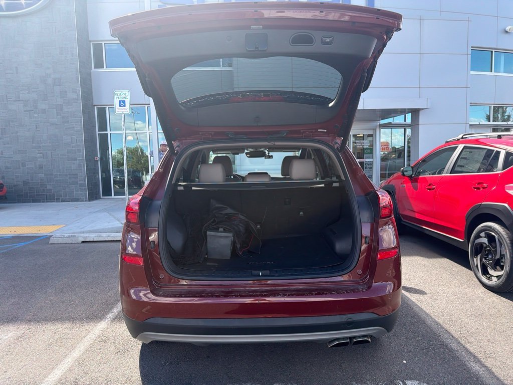 Used 2019 Red Hyundai Ultimate image 13