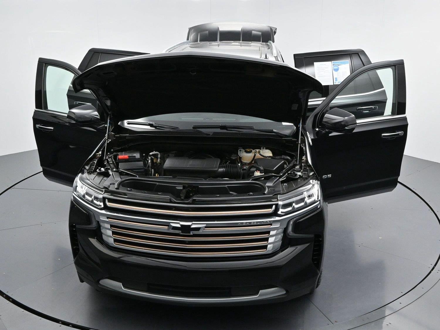 Used 2022 Black Chevrolet High Country image 47