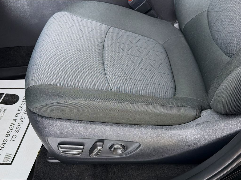 Used 2025 Midnight Black Metallic Toyota XLE image 19