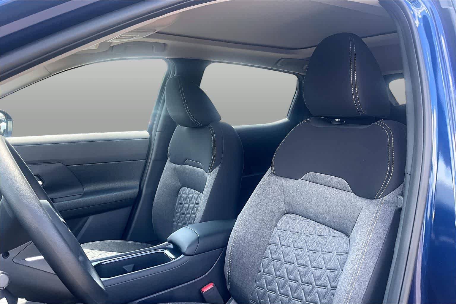 New 2027 Deep Blue Pearl Nissan SV image 18