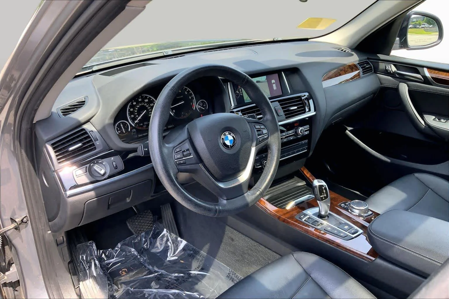 Used 2016 Space Gray Metallic BMW xDrive28i image 18