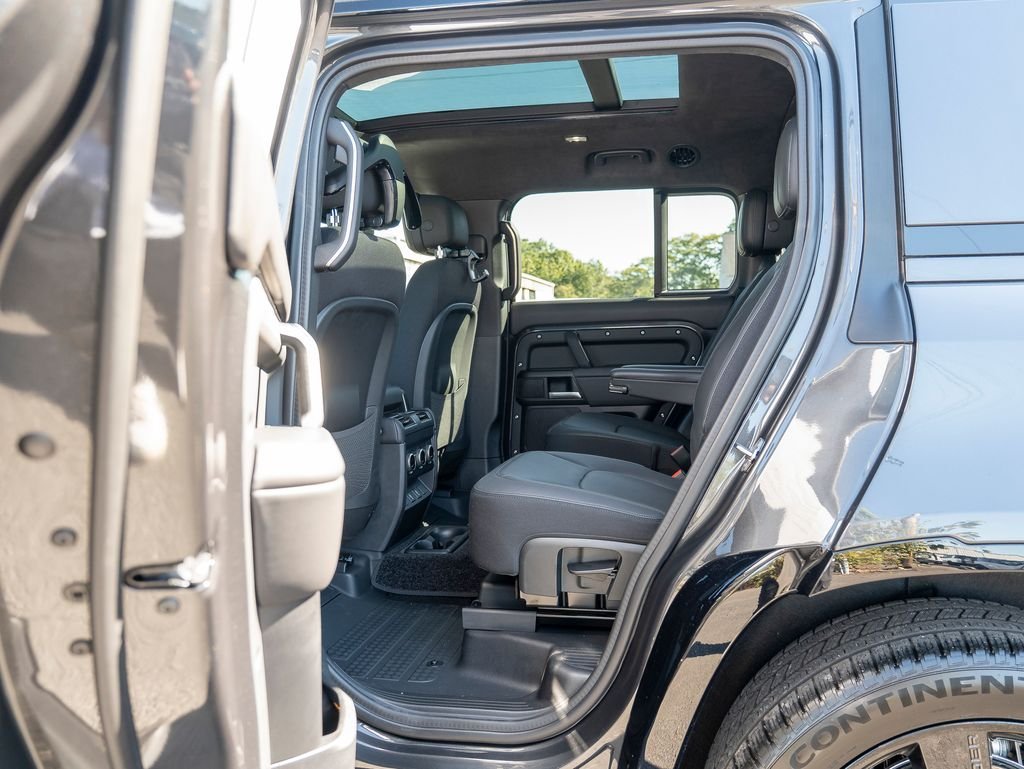 2026 Land Rover Defender V8 - Photo 21