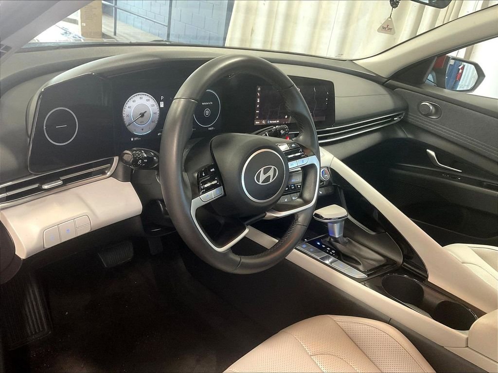 Used 2025 Red Hyundai Limited image 8