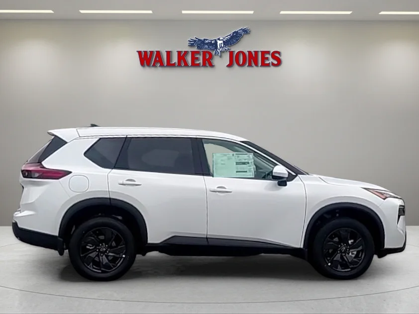 New 2026 Everest White Pearl TriCoat Nissan SV image 8